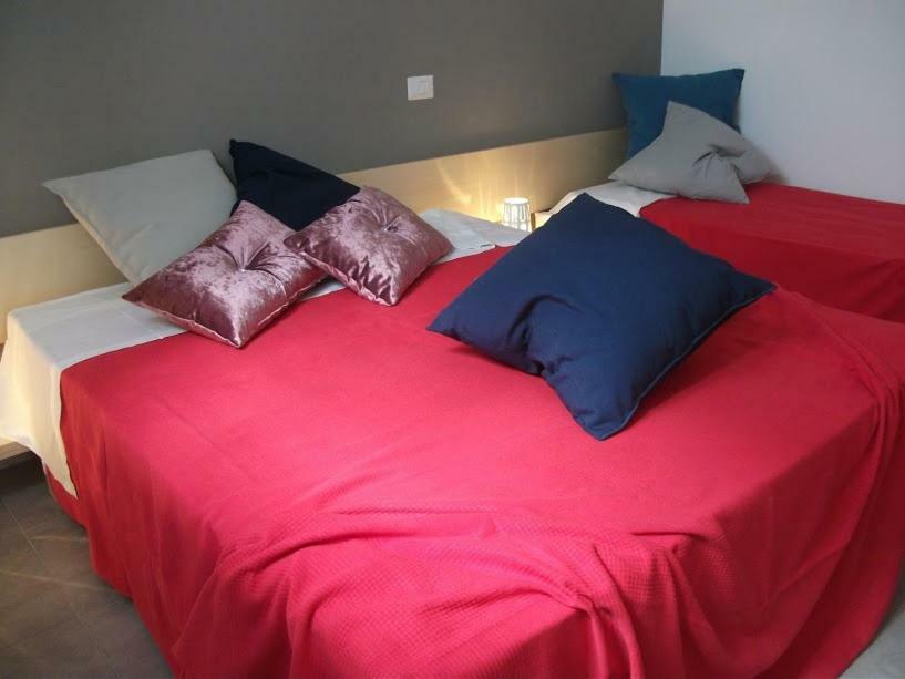 Viva Apartment Порто Чезарео Екстериор снимка