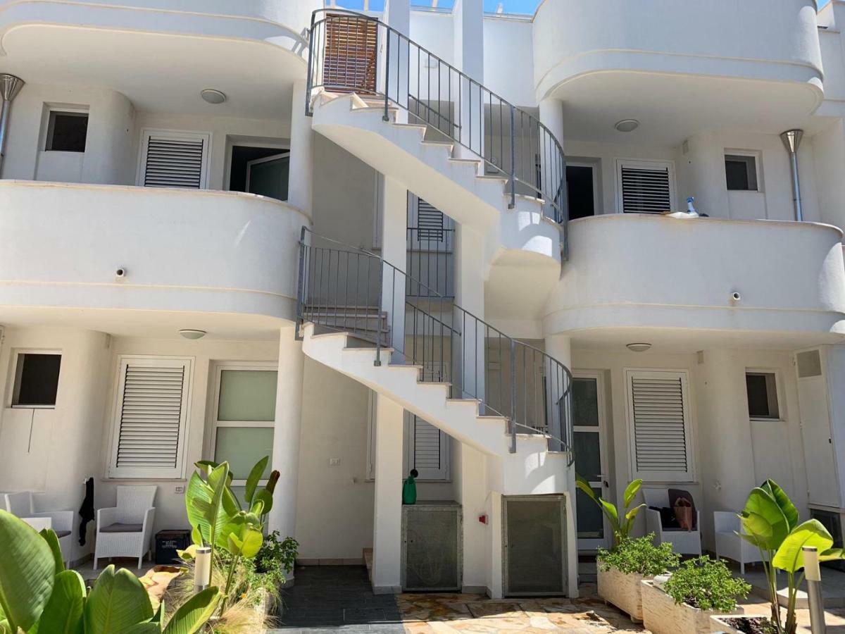 Viva Apartment Порто Чезарео Екстериор снимка